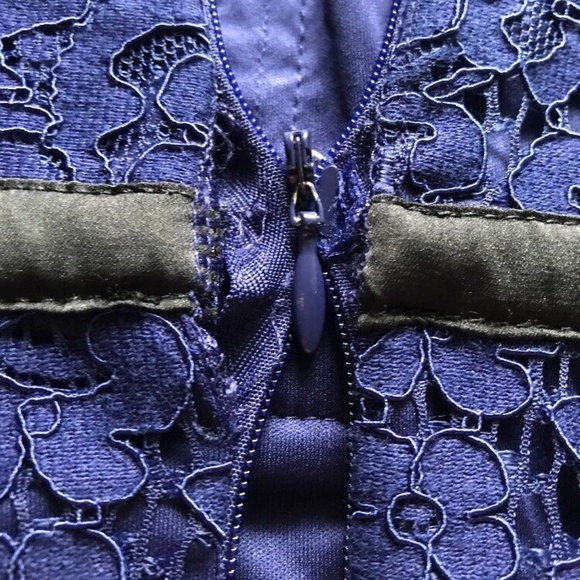 New express piped lace sheath dress midnight blue - Picture 8 of 8